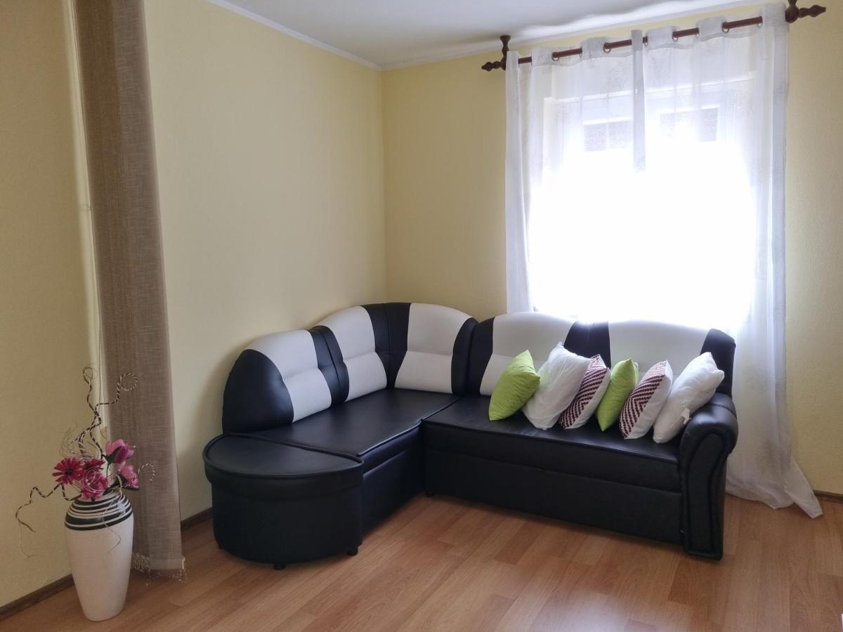 Apartment Sanja Pazin Eksteriør billede